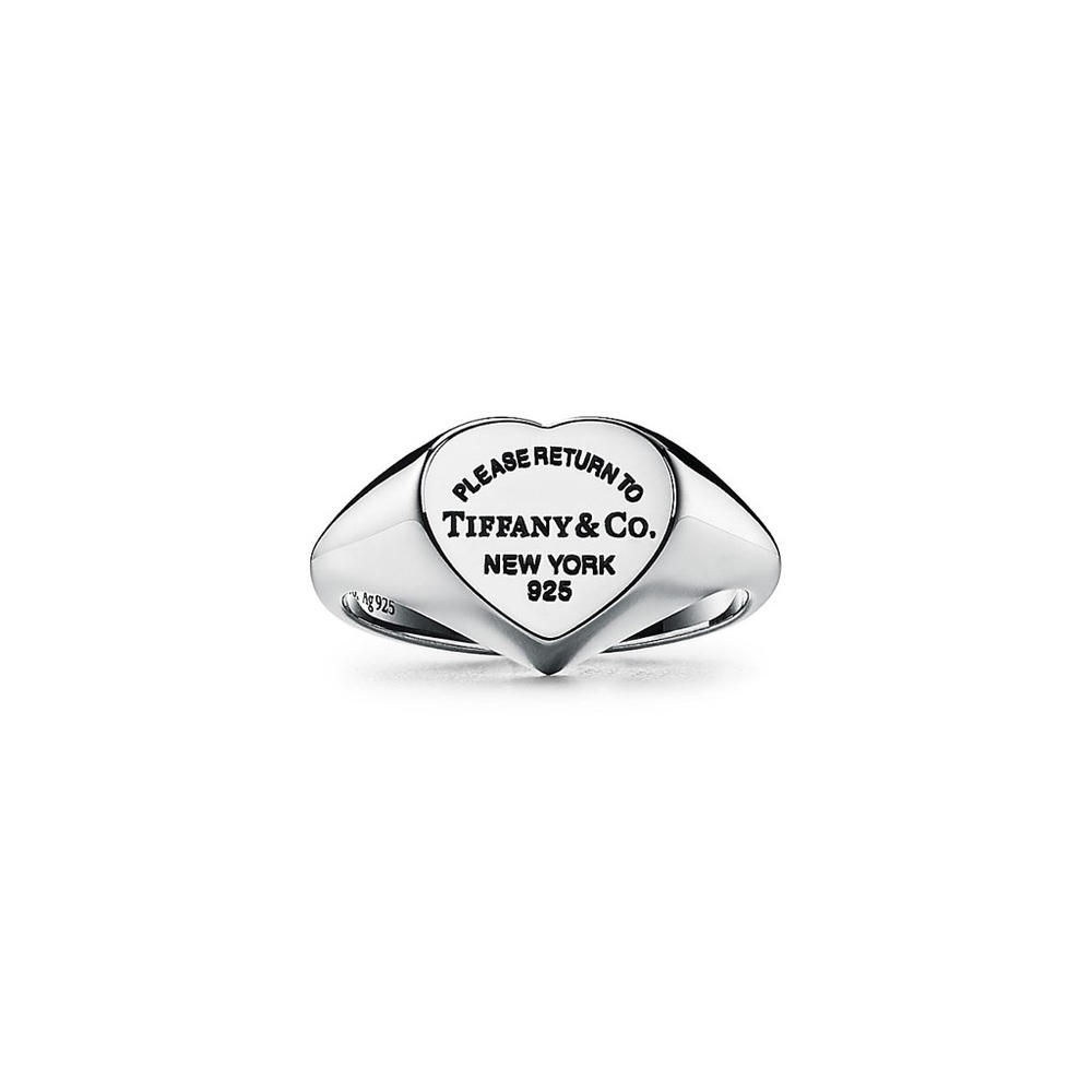 Tiffany & Co. Return to Tiffany & Co. Heart Signet Ring